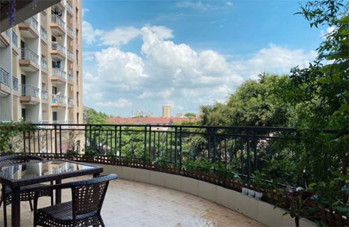 番禺得寶月子中心房間陽(yáng)臺照片