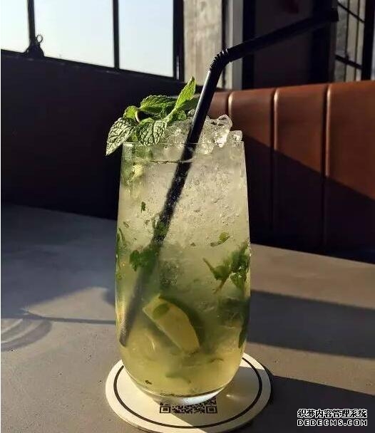 適合初學(xué)者喝的雞尾酒，金湯力/莫吉托/威士忌酸好喝調制也簡(jiǎn)單