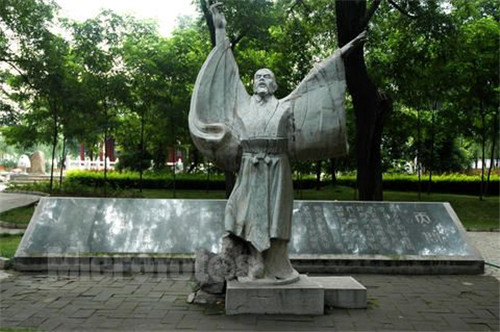 屈原為什么投江自殺 屈原投江的地方和原因故事簡(jiǎn)介