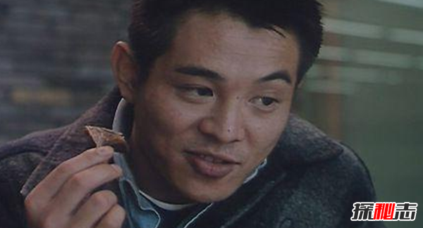 男人哪里長(cháng)痣最有福氣,男人10處有痣是富貴痣