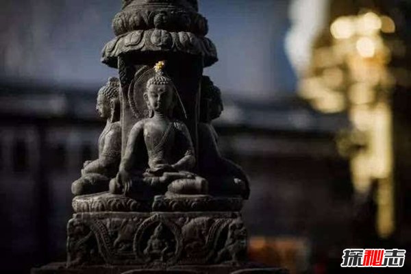 拜佛禁忌,千萬(wàn)不要衣著(zhù)暴露的去拜佛(對佛祖大不敬)