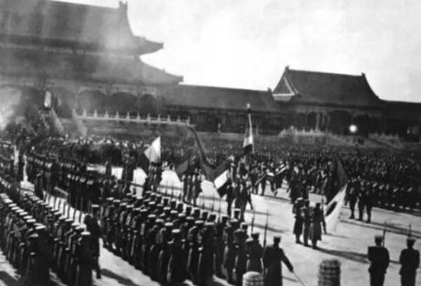 八國聯(lián)軍是哪八國，日、俄、英、美、法、奧、意、匈（共16000人