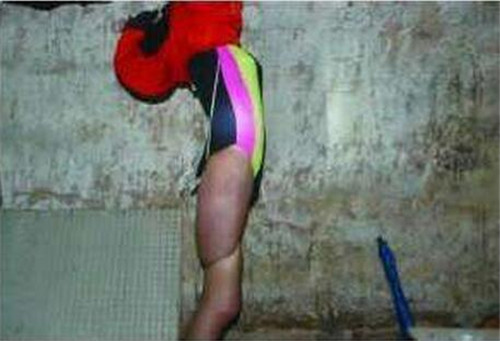 2009年重慶紅衣男孩事件 深度揭秘重慶紅衣男孩事件背后真相