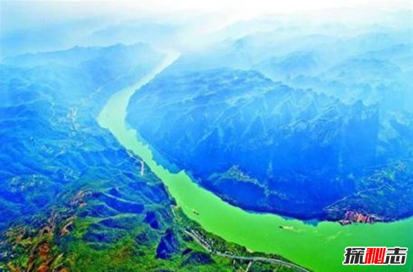 三峽風(fēng)水師被雷劈死,龍脈被切斷惹禍端