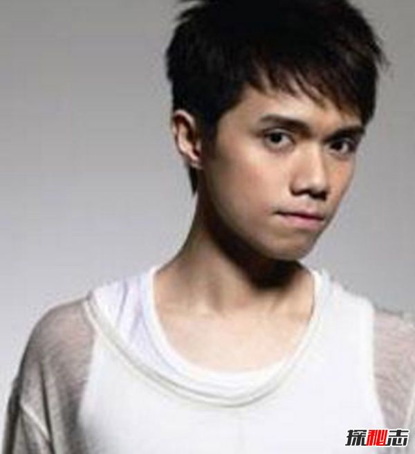 深扒!柏雪靈異事件,拍戲半夜刮墻壁自殘手指