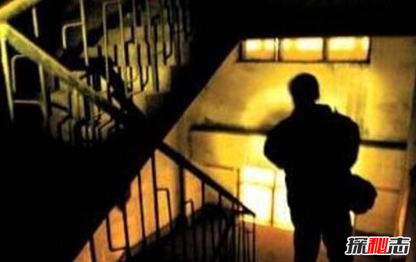 沈陽(yáng)故宮靈異事件,司機半夜載故宮女鬼到火葬場(chǎng)(收50元黃紙)