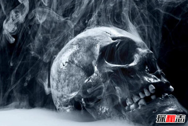 沈陽(yáng)故宮靈異事件,司機半夜載故宮女鬼到火葬場(chǎng)(收50元黃紙)