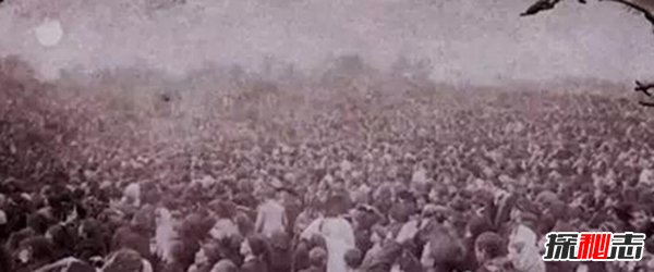 十大超自然事件,冬天雪地里出現惡魔腳印(嚇瘋居民)