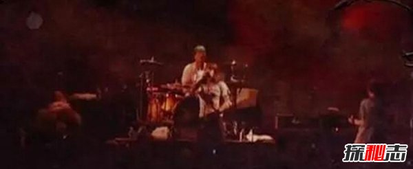 十大超自然事件,冬天雪地里出現惡魔腳印(嚇瘋居民)