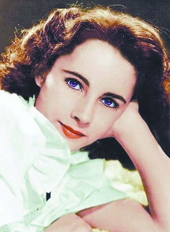 十大世界上最稀有的瞳孔色：你見(jiàn)過(guò)銀色、粉色瞳孔嗎？