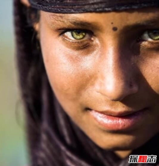 十大世界上最稀有的瞳孔色：你見(jiàn)過(guò)銀色、粉色瞳孔嗎？