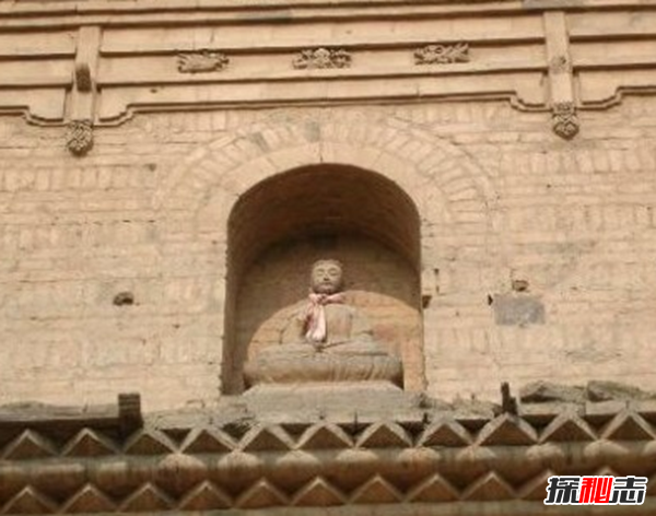 十五大靈異事件,曼谷監獄囚犯鬼魂附體(念經(jīng)超度)