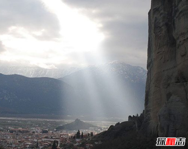 世界會(huì )毀滅是真的嗎?世界毀滅的10種方式(未來(lái)100年)