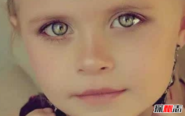 世界上眼睛最漂亮的人:詹姆斯.麥卡沃伊(湛藍星空般眼睛)