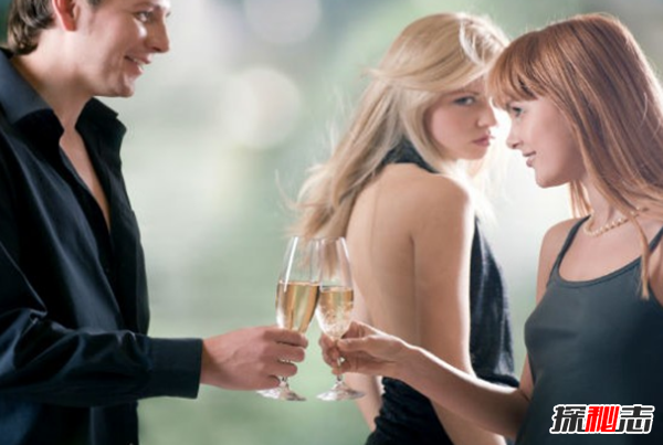 第一次約會(huì )怎么聊天?初次約會(huì )不應該說(shuō)的20句話(huà)