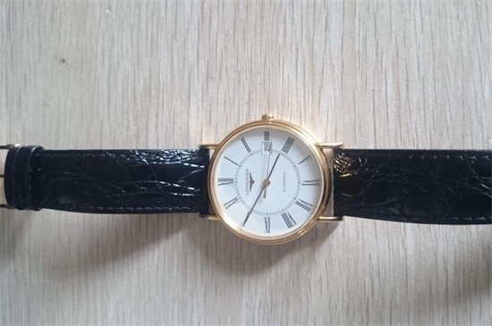 太陽(yáng)能手表和光動(dòng)能手表有什么區別