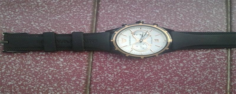 阿瑪尼手表怎么驗真假